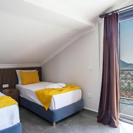 Oludeniz 4 Bedroom Luxury - Private Pool And Garden * Fethiye