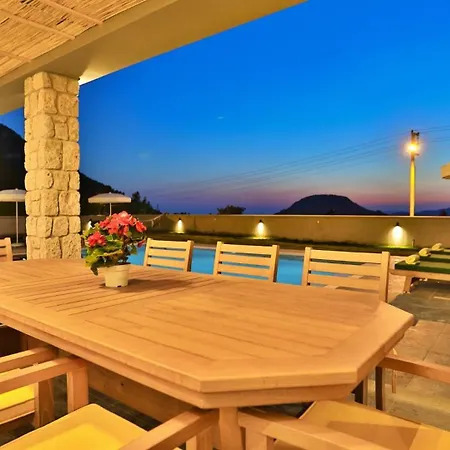 Vilă Oludeniz 4 Bedroom Luxury - Private Pool And Garden Fethiye