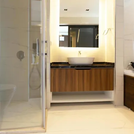Oludeniz 4 Bedroom Luxury - Private Pool And Garden Vilă