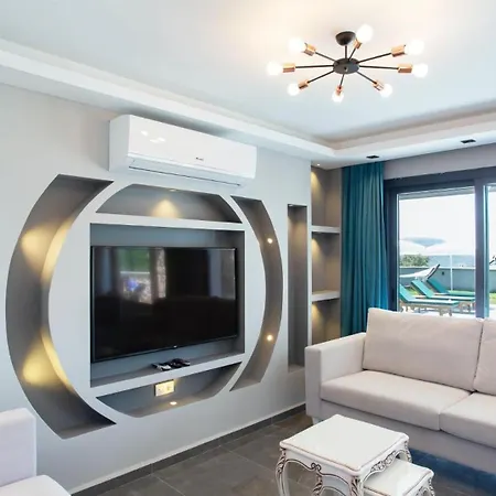 Oludeniz 4 Bedroom - 9318 Fethiye