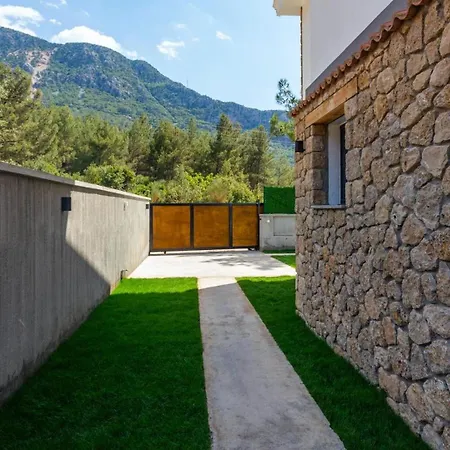 Oludeniz 4 Bedroom Luxury - Private Pool And Garden * Fethiye