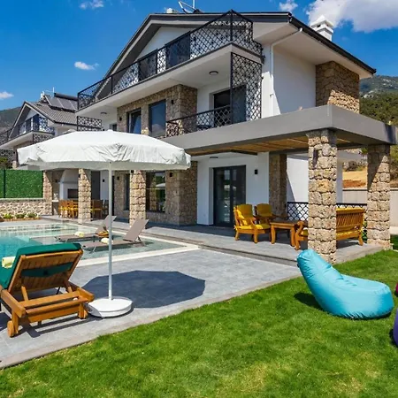 Vilă Oludeniz 4 Bedroom Luxury - Private Pool And Garden