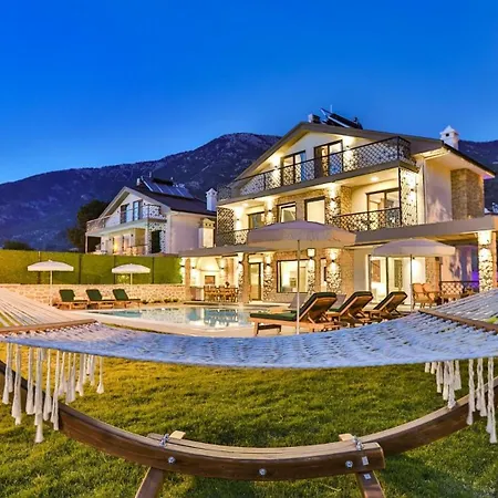 Vilă Oludeniz 4 Bedroom Luxury - Private Pool And Garden Fethiye