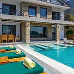 Oludeniz 4 Bedroom Luxury - Private Pool And Garden Villa Fethiye