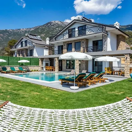 Villa Oludeniz 4 Bedroom Luxury - Private Pool And Garden Fethiye