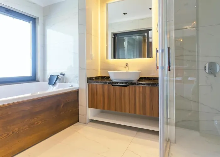 Villa Oludeniz 4 Bedroom Luxury - Private Pool And Garden