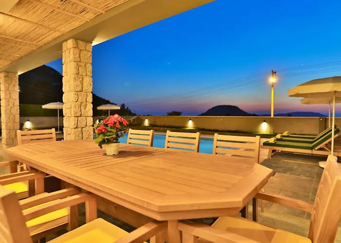 Вилла Oludeniz 4 Bedroom Luxury - Private Pool And Garden Фетхие