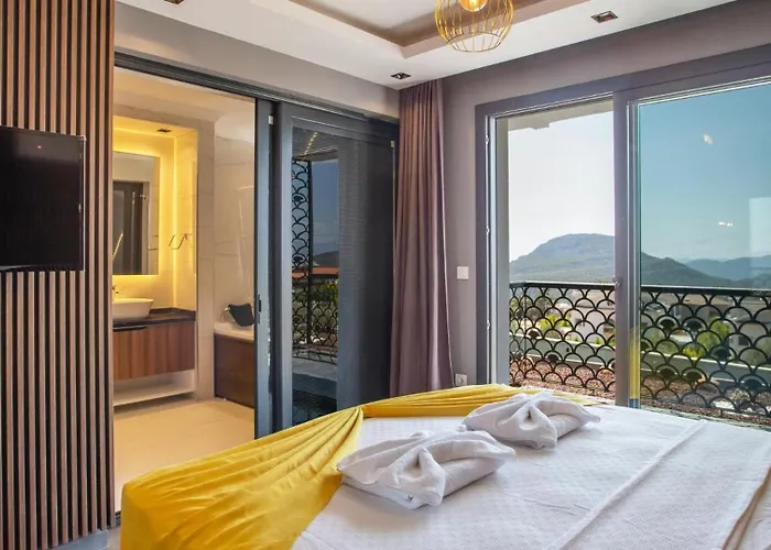 Oludeniz 4 Bedroom Luxury - Private Pool And Garden Вилла Фетхие