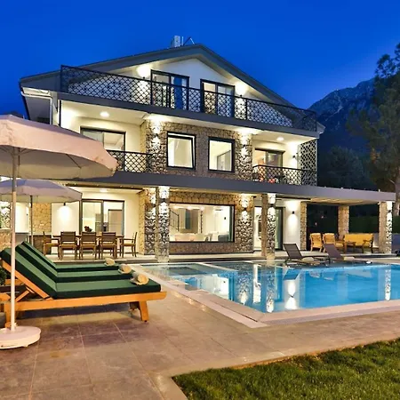וילה Oludeniz 4 Bedroom Luxury - Private Pool And Garden